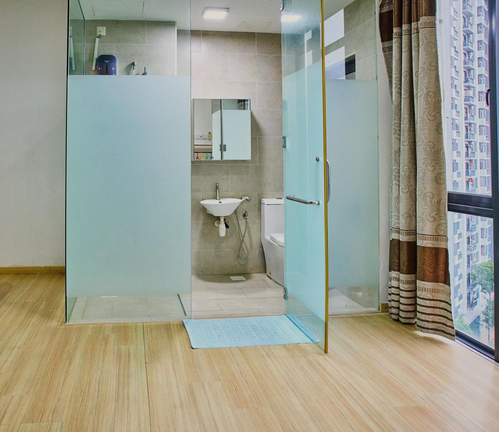 Apartemen Mount Austin Hawkelai